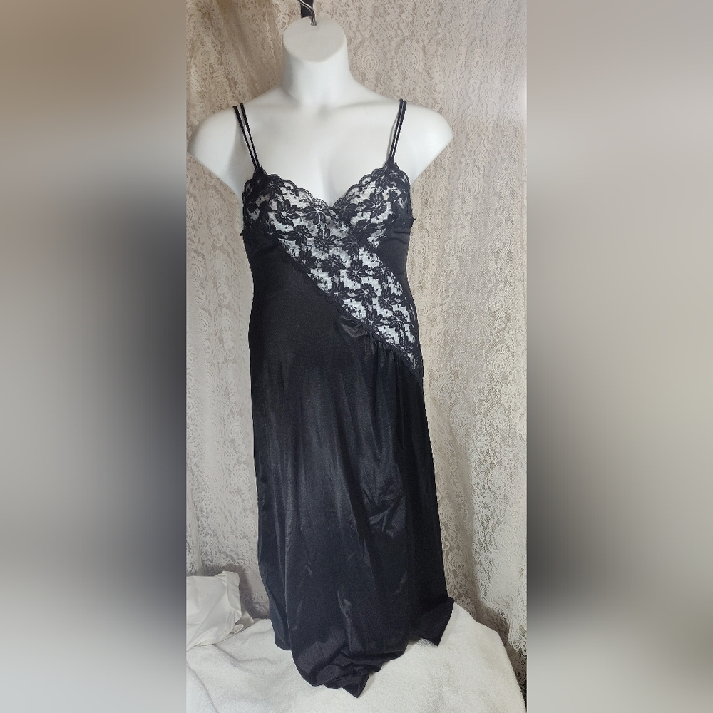 Val Mode Long Sexy Black Lace Nightgown